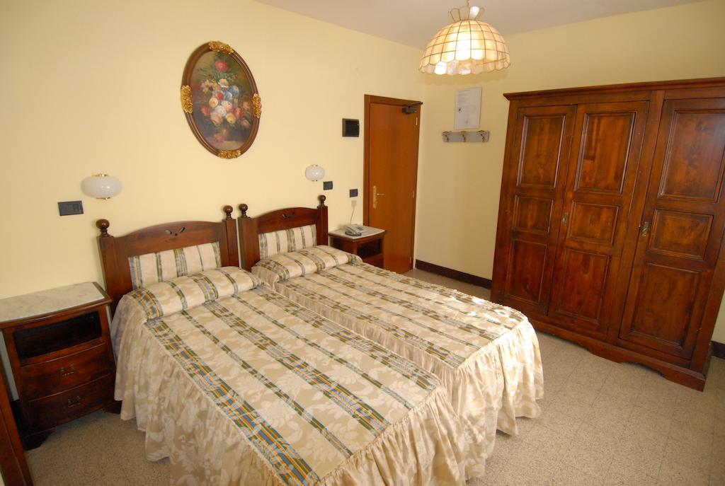 Albergo Ristorante Galli Pievepelago Buitenkant foto